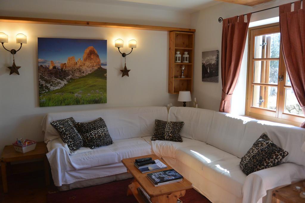 Villa Ronco - Stayincortina Cortina d'Ampezzo Bagian luar foto